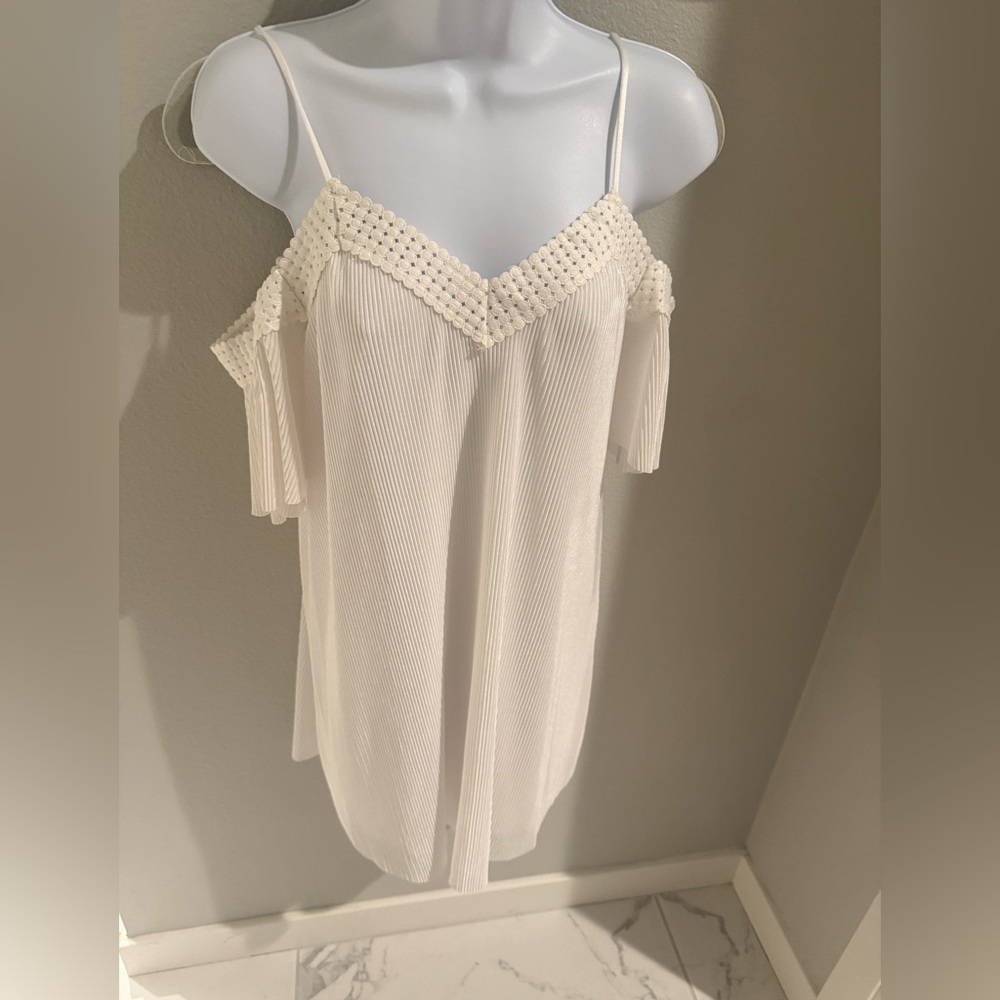 Brand new without a tag cold shoulder off embroidered flowy white dress